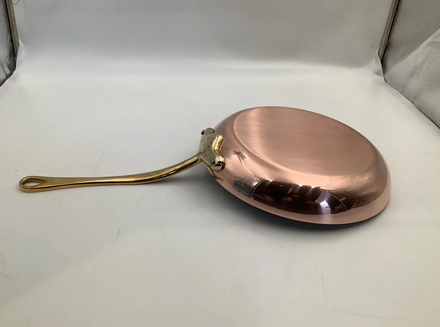Mauviel M'Héritage M150 B stekpanna koppar 26cm box
