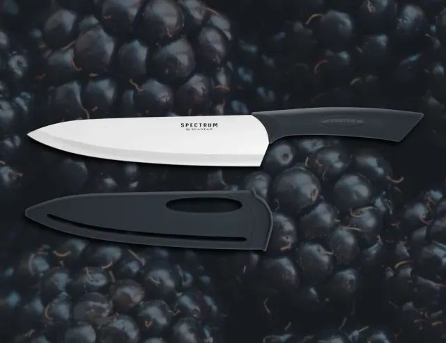 Scanpan Spectrum kockkniv svart halkfritt grepp