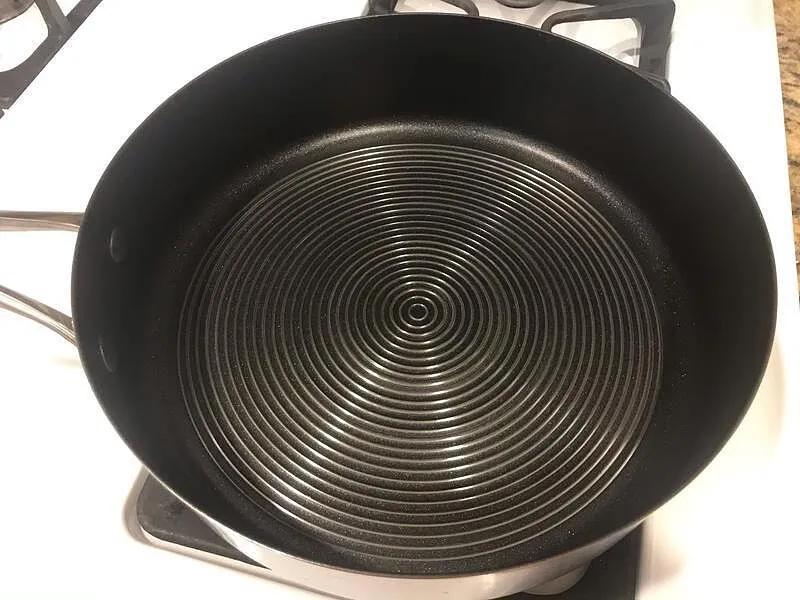Circulon SteelShield stekpannor 8+10,25 tum stål nonstick