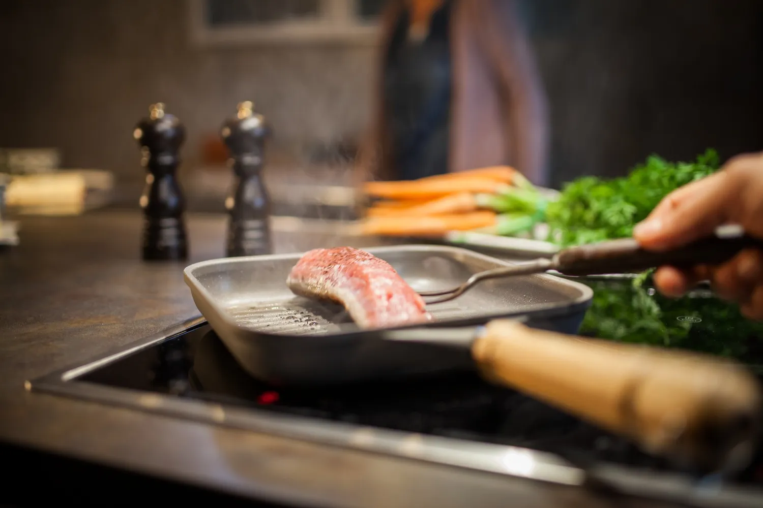 Berndes Bonanza grillpanna 28 cm grå gjutaluminium