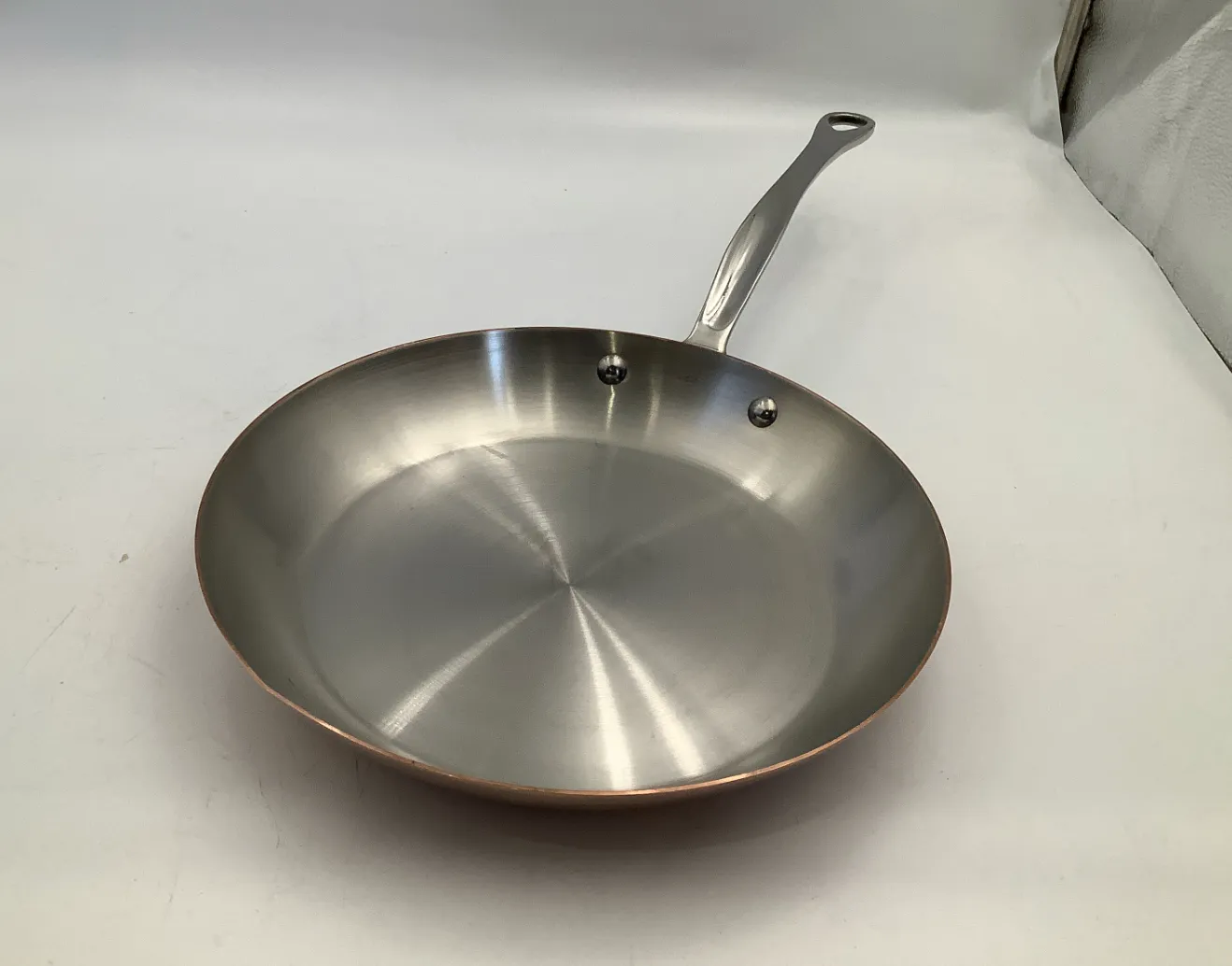 Mauviel M'Héritage M'150 S stekpanna 26 cm koppar box 8