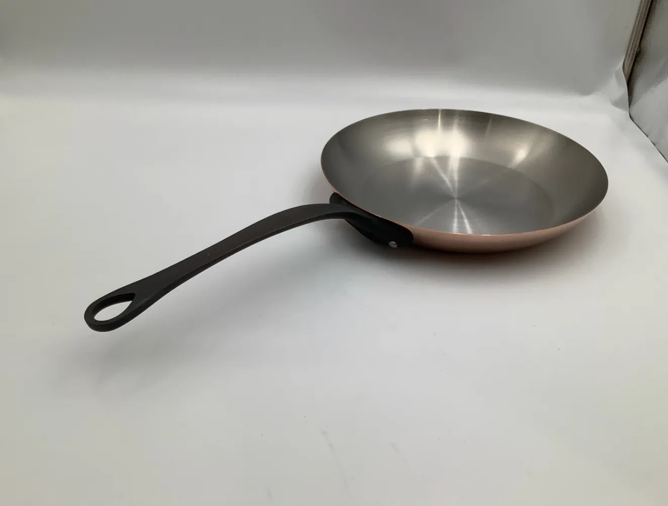 Mauviel M'Héritage M'150 CI stekpanna koppar 26 cm