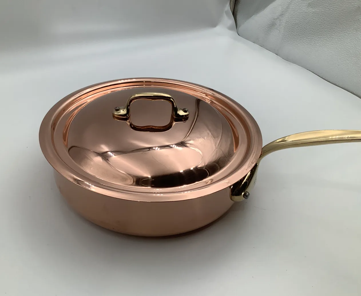 Mauviel M'Héritage M'150 B sautépanna 24 cm med lock