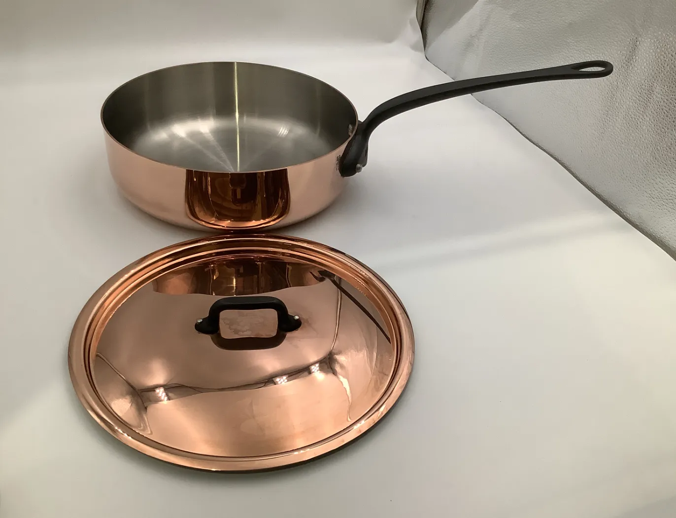 Mauviel M'Heritage sauteuse koppar 24 cm gjutjärn